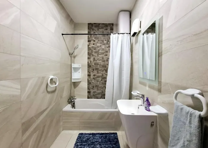 V86 - Agatha - Near The Sea Sliema